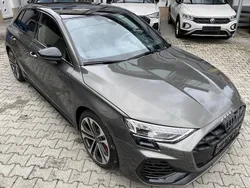 Porsche aventuringrün Gebraucht 2024 Audi S3 Sport Limousine | 56.882 €