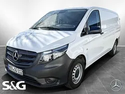 Arktikweiß Gebraucht 2022 Mercedes Vito Van / Kleinbus | 34.451 € (Fairer Preis)