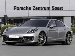 Porsche Panamera 4