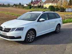 Weiß Gebraucht 2017 Skoda Octavia Drive Limousine | 10.900 € (Superpreis)
