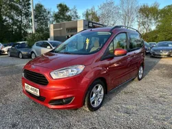 Rot Gebraucht 2015 Ford Tourneo Courier Titanium Van / Kleinbus | 6.500 € (Fairer Preis)