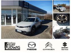 Ceramic white Gebraucht 2024 Mazda MX30 Ad'Vantage SUV | 27.990 € (Fairer Preis)