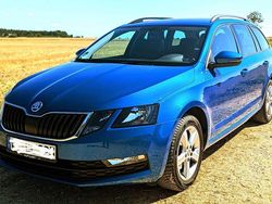 Blau Gebraucht 2018 Skoda Octavia Ambition Kombi | 15.290 € (Fairer Preis)