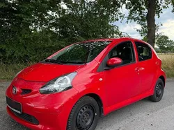 Rot Gebraucht 2008 Toyota Aygo Kleinwagen | 2.100 € (Fairer Preis)