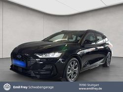 Agate black metallic Gebraucht 2024 Ford Focus ST-Line X Kombi | 21.900 € (Guter Preis)