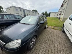 Schwarz Gebraucht 2004 Opel Corsa Limousine | 500 € (Superpreis)