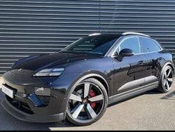 Tiefschwarzmetallic Gebraucht 2025 Porsche Macan SUV | 99.750 € (Superpreis)