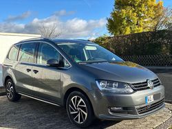 Grau Gebraucht 2018 VW Sharan Van / Kleinbus | 19.400 € (Guter Preis)