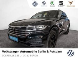 Grenadillschwarz metallic Gebraucht 2024 VW Touareg Basis SUV | 64.550 € (Superpreis)