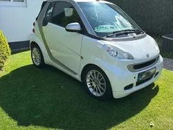 Weiß Gebraucht 2011 Smart ForTwo Cabrio Passion Cabrio | 6.750 € (Fairer Preis)