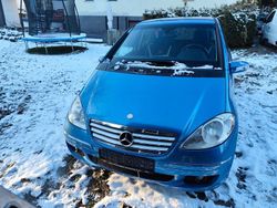 Blau Gebraucht 2008 Mercedes A150 Kleinwagen | 1.800 € (Fairer Preis)