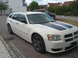 Weiß Gebraucht 2007 Dodge Magnum Kombi | 7.600 €