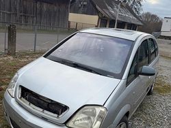 Silber Gebraucht 2006 Opel Meriva Van / Kleinbus | 350 €