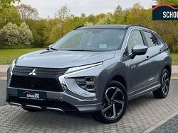 Grau Gebraucht 2022 Mitsubishi Eclipse Cross Top SUV | 24.980 € (Etwas zu teuer)