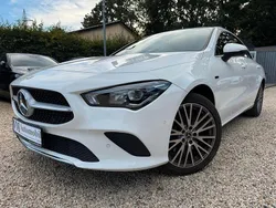 Weiß Gebraucht 2022 Mercedes CLA200 AMG line Limousine | 31.990 € (Fairer Preis)