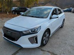 Weiß Gebraucht 2019 Hyundai Ioniq Premium Kleinwagen | 15.990 € (Etwas zu teuer)