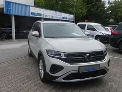 Ascotgrau Gebraucht 2024 VW T-Cross Life SUV | 25.900 € (Fairer Preis)