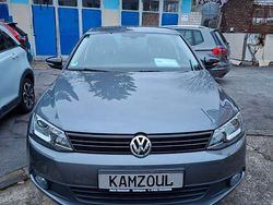 Platinum grey Gebraucht 2013 VW Jetta Match Limousine | 8.990 € (Etwas zu teuer)