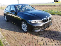 BMW 330e
