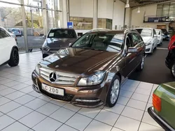Braun Gebraucht 2013 Mercedes C200 Avantgarde Kombi | 17.400 € (Teuer)