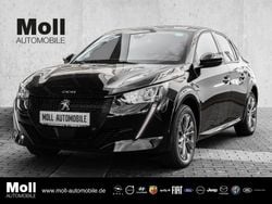 Gelb Gebraucht 2023 Peugeot e-208 GT Kleinwagen | 18.980 € (Superpreis)