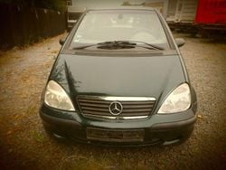 Grün Gebraucht 2003 Mercedes A170 Classic Limousine | 400 € (Guter Preis)