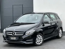 Schwarz Gebraucht 2015 Mercedes B180 Style Van / Kleinbus | 14.900 € (Fairer Preis)
