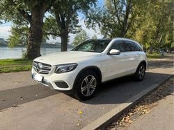Weiß Gebraucht 2017 Mercedes GLC250 AMG line SUV | 25.700 € (Superpreis)