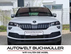 Moonweiss metallic (weiß) Gebraucht 2022 Skoda Karoq SUV | 25.490 € (Guter Preis)