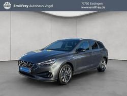 Rot Gebraucht 2024 Hyundai i30 Trend Kombi | 21.880 € (Guter Preis)