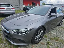 Grau Gebraucht 2020 Mercedes CLA180 Shooting Brake Kombi | 20.111 € (Fairer Preis)