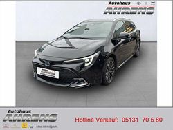 Schwarz metallic (metallic) Gebraucht 2023 Toyota Corolla Team Kombi | 29.900 € (Etwas zu teuer)