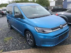 Costa azul metallic Gebraucht 2021 VW Caddy Move Van / Kleinbus | 28.000 € (Fairer Preis)