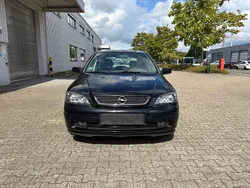 Schwarz Gebraucht 2000 Opel Astra Limousine | 1.200 € (Fairer Preis)