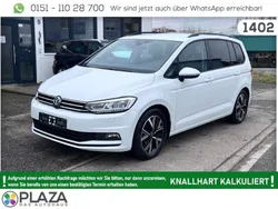 Pure white Gebraucht 2023 VW Touran Van / Kleinbus | 31.490 € (Fairer Preis)