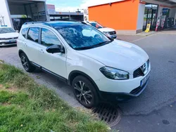 Weiß Gebraucht 2013 Nissan Qashqai +2 Tekna SUV | 8.500 € (Etwas zu teuer)