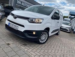 Weiß Gebraucht 2021 Toyota Proace City Van | 15.970 € (Etwas zu teuer)