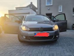 Silber Gebraucht 2011 VW Golf VI Style Kleinwagen | 5.100 € (Fairer Preis)