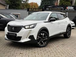 Weiß Gebraucht 2022 Peugeot 2008 Allure SUV | 15.850 € (Superpreis)