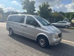 Brillantsilber metallic Gebraucht 2004 Mercedes Vito Van / Kleinbus | 6.999 € (Teuer)