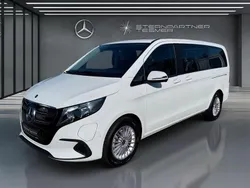 Arktikweiß Gebraucht 2024 Mercedes EQV300 Van / Kleinbus | 47.900 € (Guter Preis)