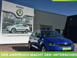 Raceblau metallic Gebraucht 2018 Skoda Fabia Limousine | 10.800 € (Fairer Preis)
