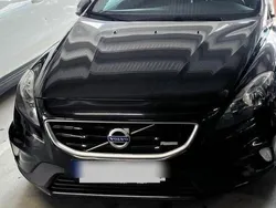 Schwarz Gebraucht 2013 Volvo V40 R-Design Kombi | 8.950 €