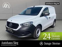 Weiß Gebraucht 2022 Mercedes Citan 108 Van / Kleinbus | 17.493 € (Fairer Preis)