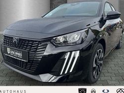 Schwarz Neu 2025 Peugeot e-208 Style Kleinwagen | 36.490 € (Etwas zu teuer)