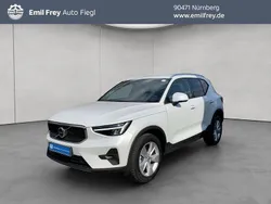 Weiß Gebraucht 2024 Volvo XC40 Core SUV | 33.460 € (Superpreis)