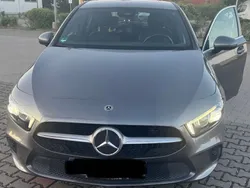 Grau Gebraucht 2018 Mercedes A200 Limousine | 20.000 € (Fairer Preis)
