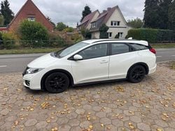 White orchid p. Gebraucht 2015 Honda Civic Kombi | 6.200 € (Guter Preis)