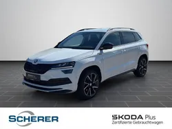 Moonweiß perleffekt Gebraucht 2021 Skoda Karoq SportLine SUV | 27.900 € (Etwas zu teuer)