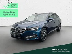 Lavablau metallic Gebraucht 2022 Skoda Superb LAURIN & KLEMENT Kombi | 31.930 € (Fairer Preis)